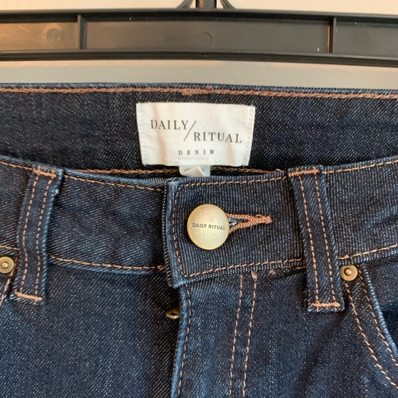 Mid-Rise Skinny Jeans (27R) - Picture 7 of 11